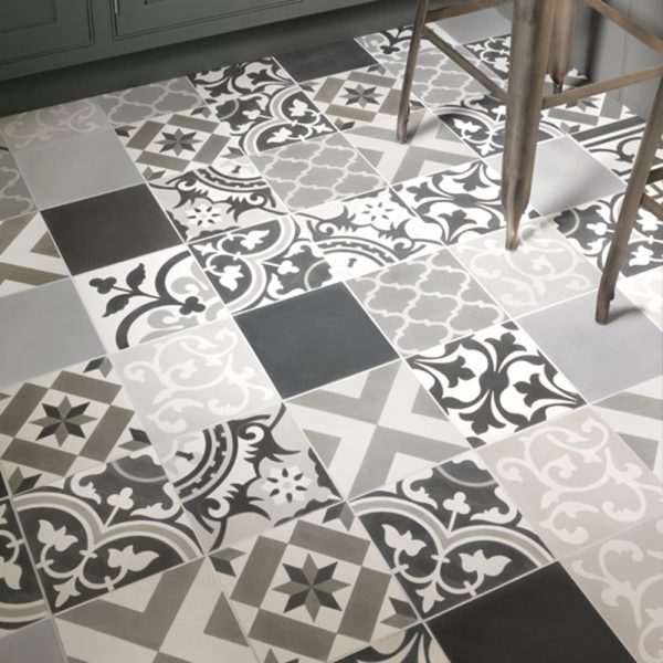 Regal Mix, including Black and Grey Field Tiles