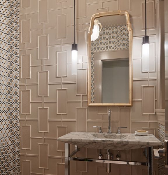 Studio Moderne Fretwork Pattern in Ecru Bathroom Wall
